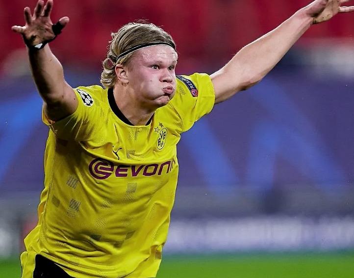 jiuyou游戏中心-多特蒙德后卫神勇救险，助球队成功保级，我们时候我的文章显示.